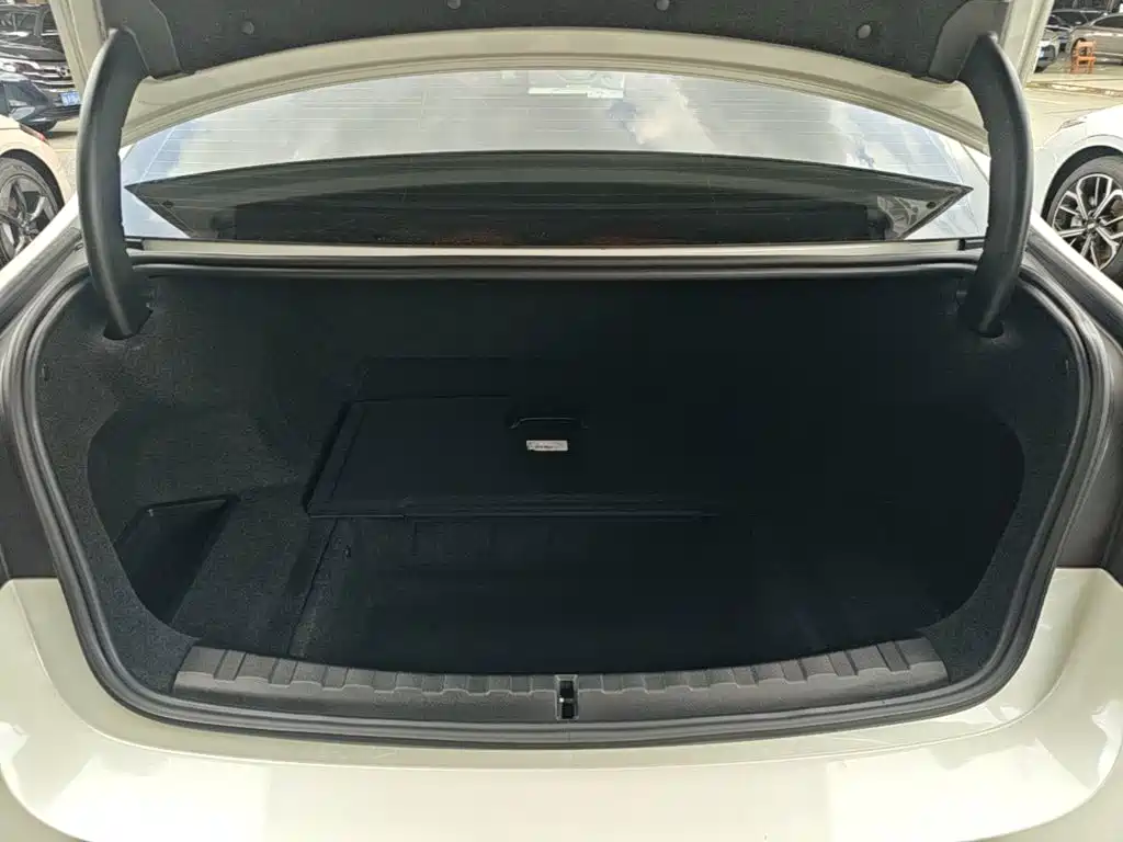 BMW i3 2023 — фото 19