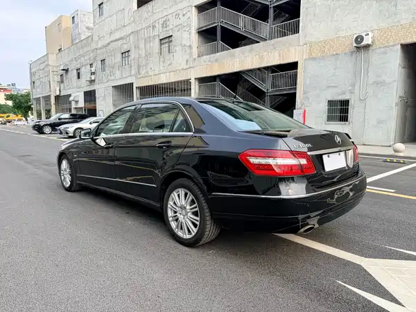 Mercedes-Benz E-Class 2012