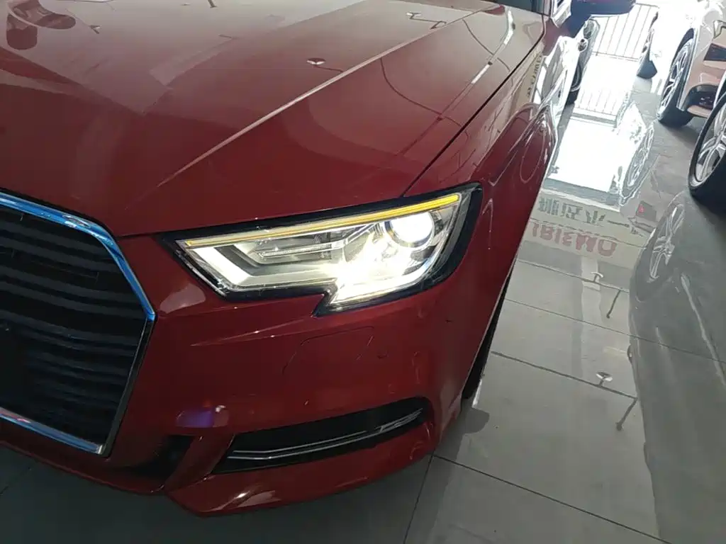 Audi A3 2017 — фото 24