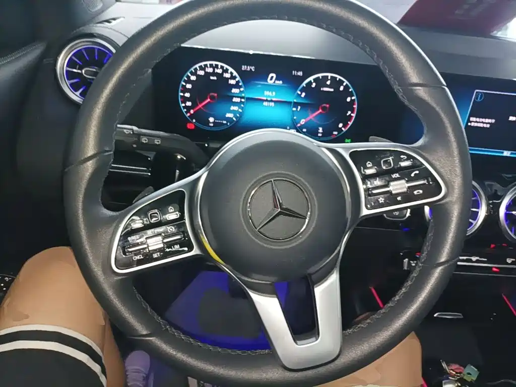 Mercedes-Benz GLA 2022 — фото 11