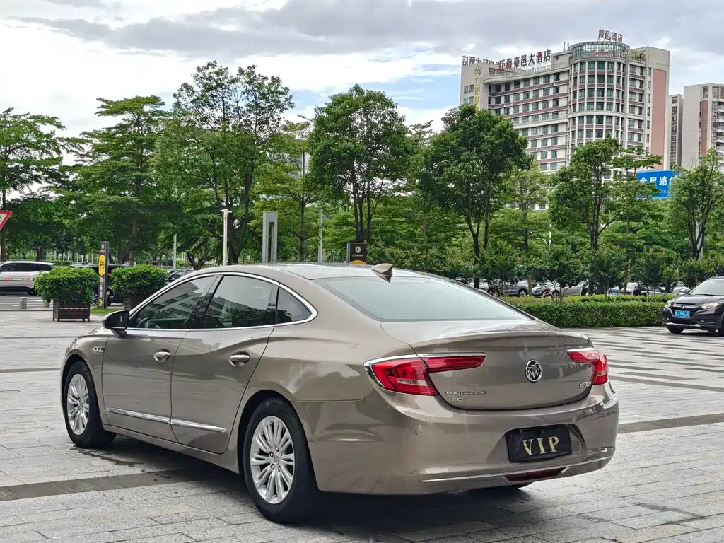 Buick LaCrosse 2016 — фото 15