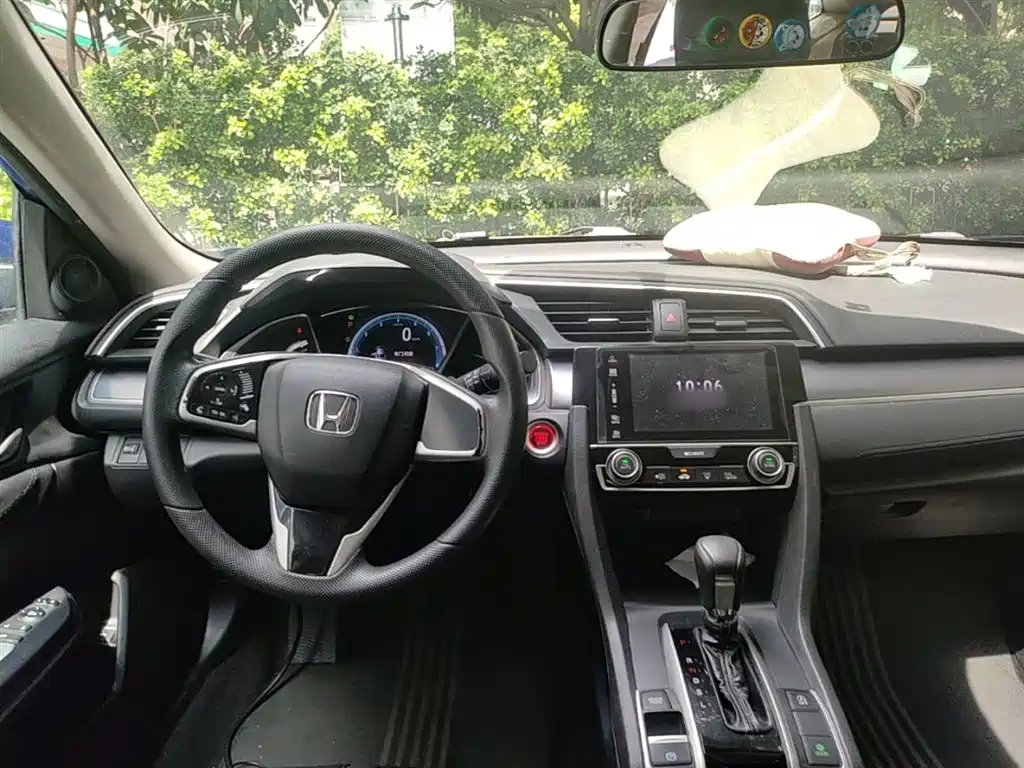 Honda Civic 2016 — фото 10