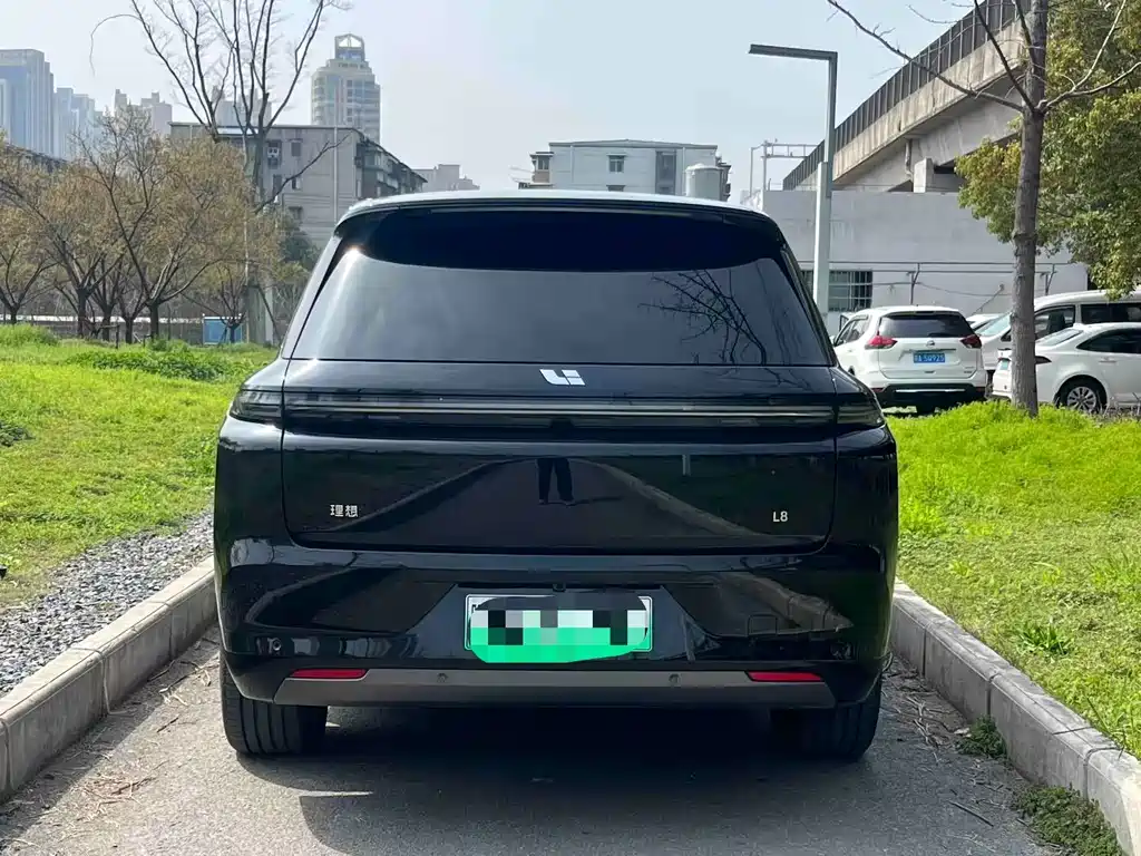 Li Auto Li L8 2026