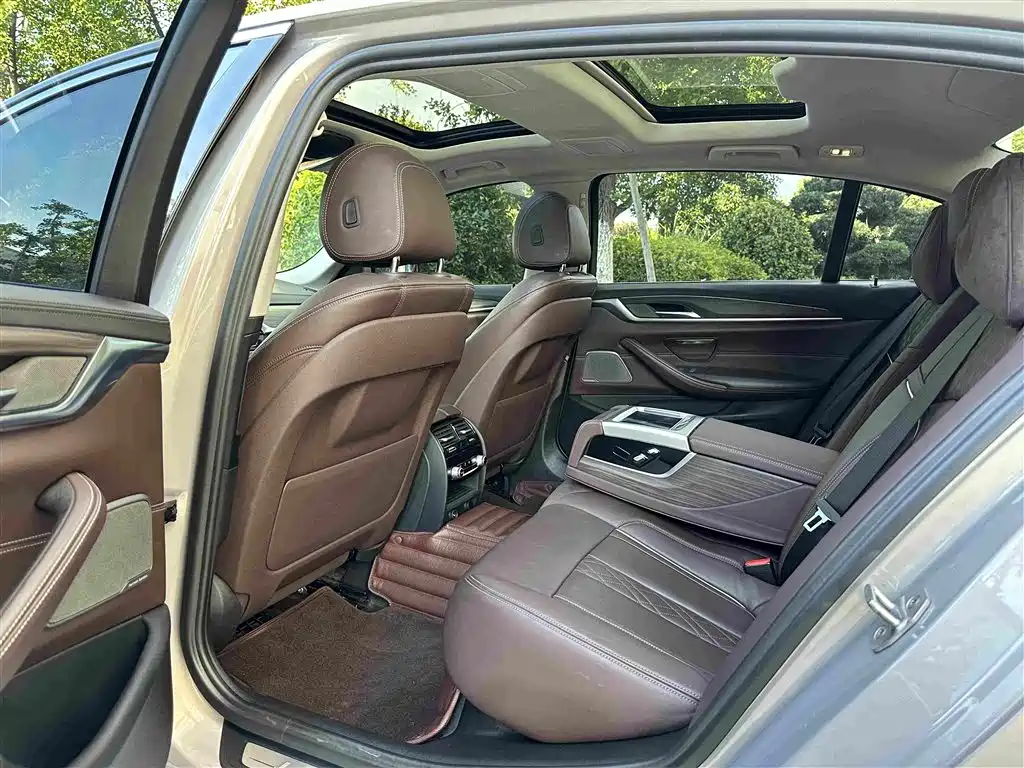 BMW 5 Series 2018