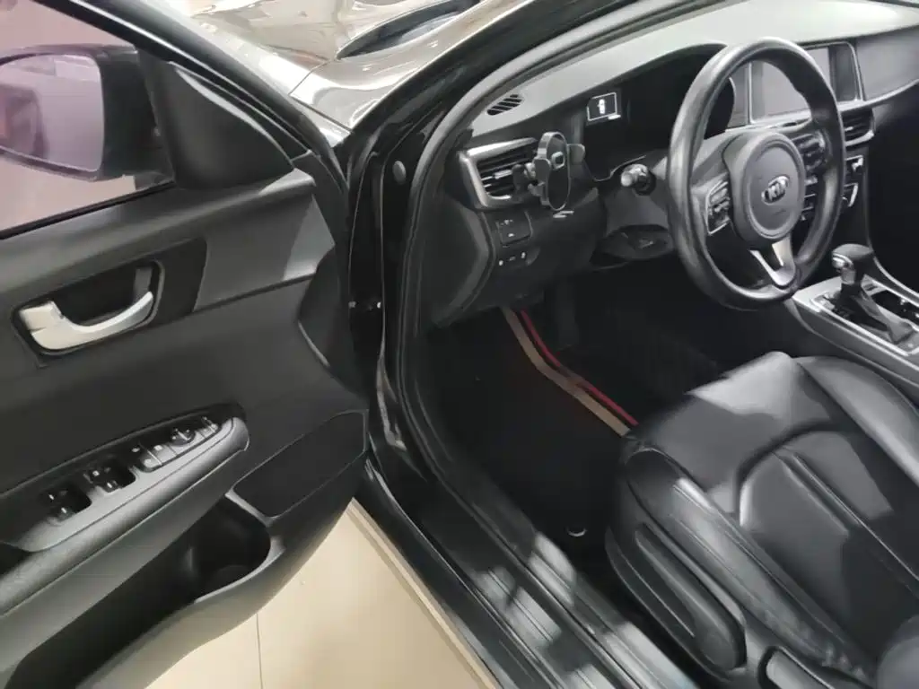 Kia K5 New Energy 2019 — фото 16
