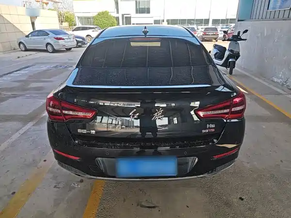 Hongqi H5 2023