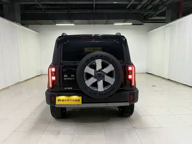 Beijing Off-Road BJ40 EREV 2025