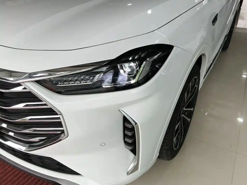 Jetour Jietu X70 PLUS 2023 — фото 24