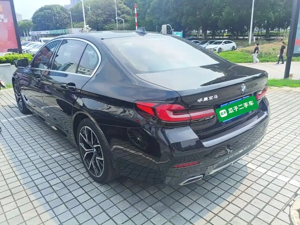 BMW 5 Series 2021