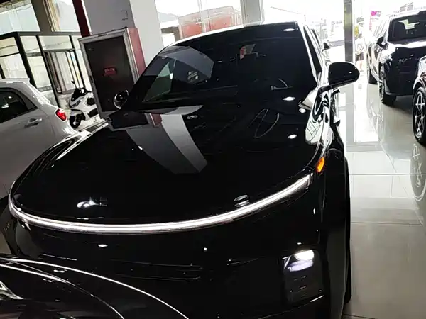 Li Auto L8 2023