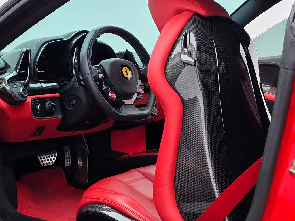 Ferrari 458 2013 — фото 10