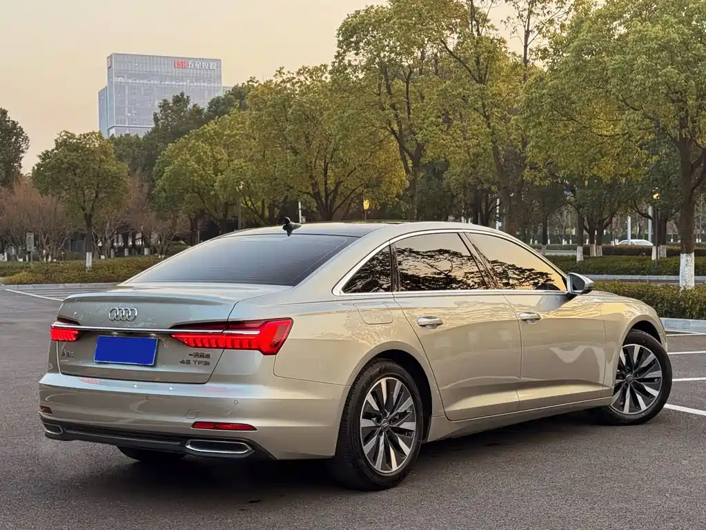 Audi A6L 2019 — фото 3