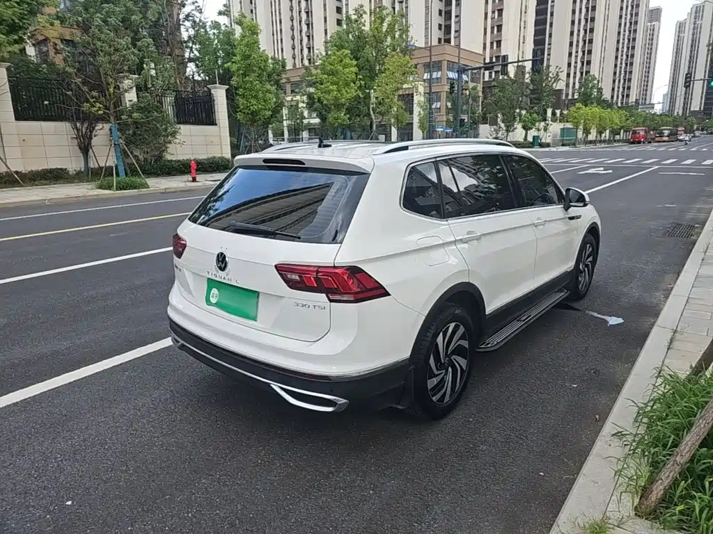 Volkswagen Tiguan L 2021