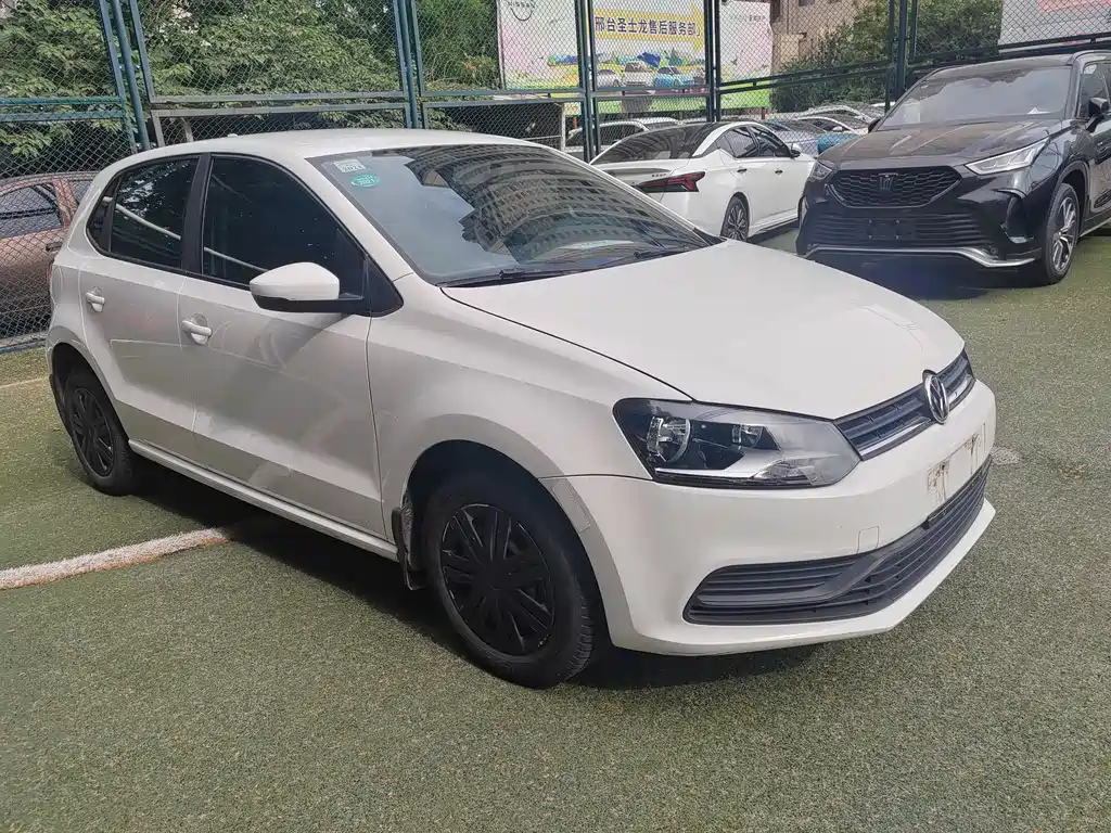 Volkswagen Polo 2015