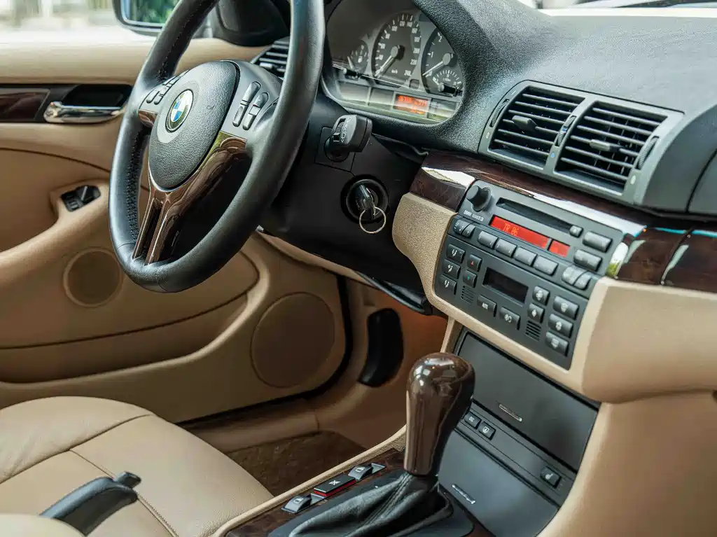BMW 3 Series 2005 — фото 13