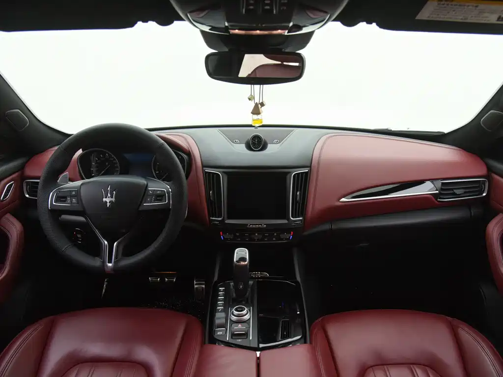 Maserati Levante 2020 — фото 15