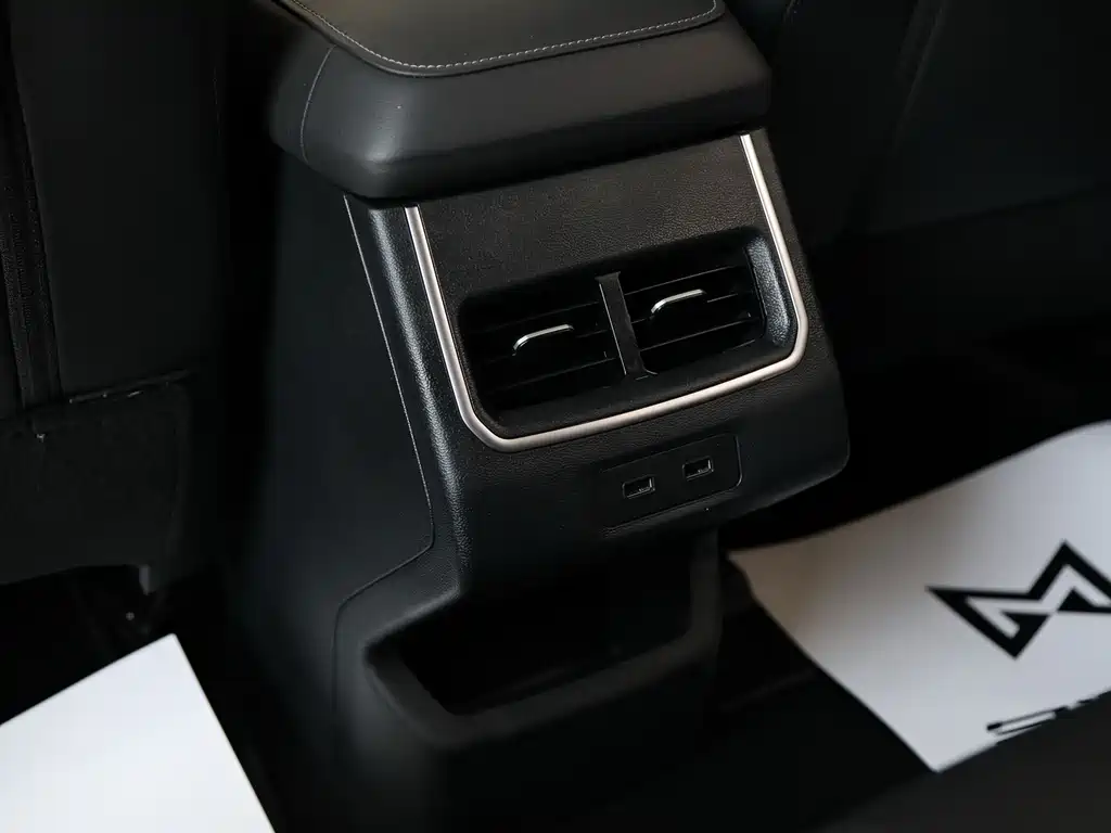 Haval H6 2023 — фото 13