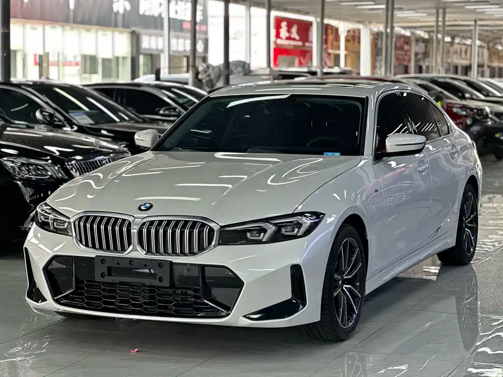 BMW 3 Series 2024
