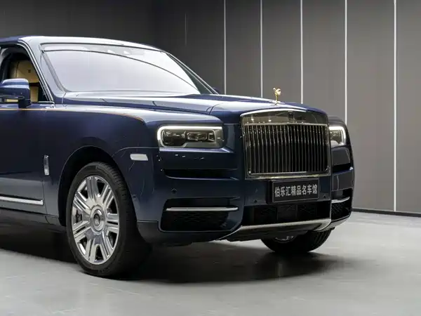 Rolls-Royce Cullinan 2022