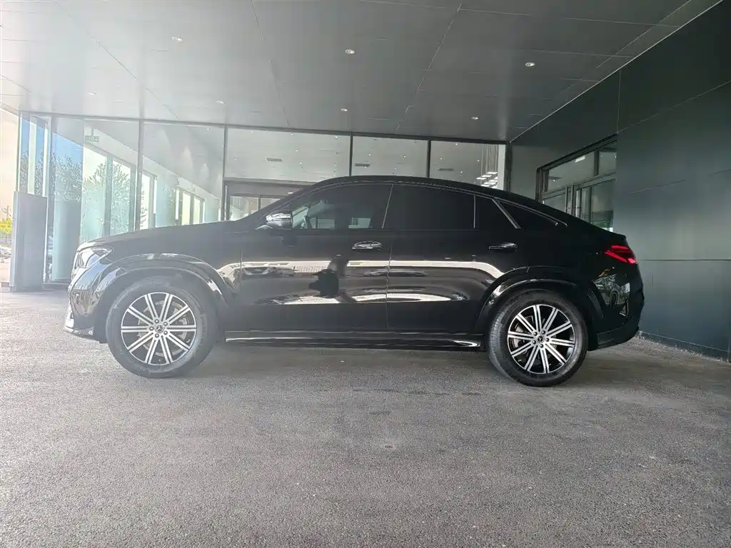Mercedes-Benz GLE Coupe 2024 — фото 4