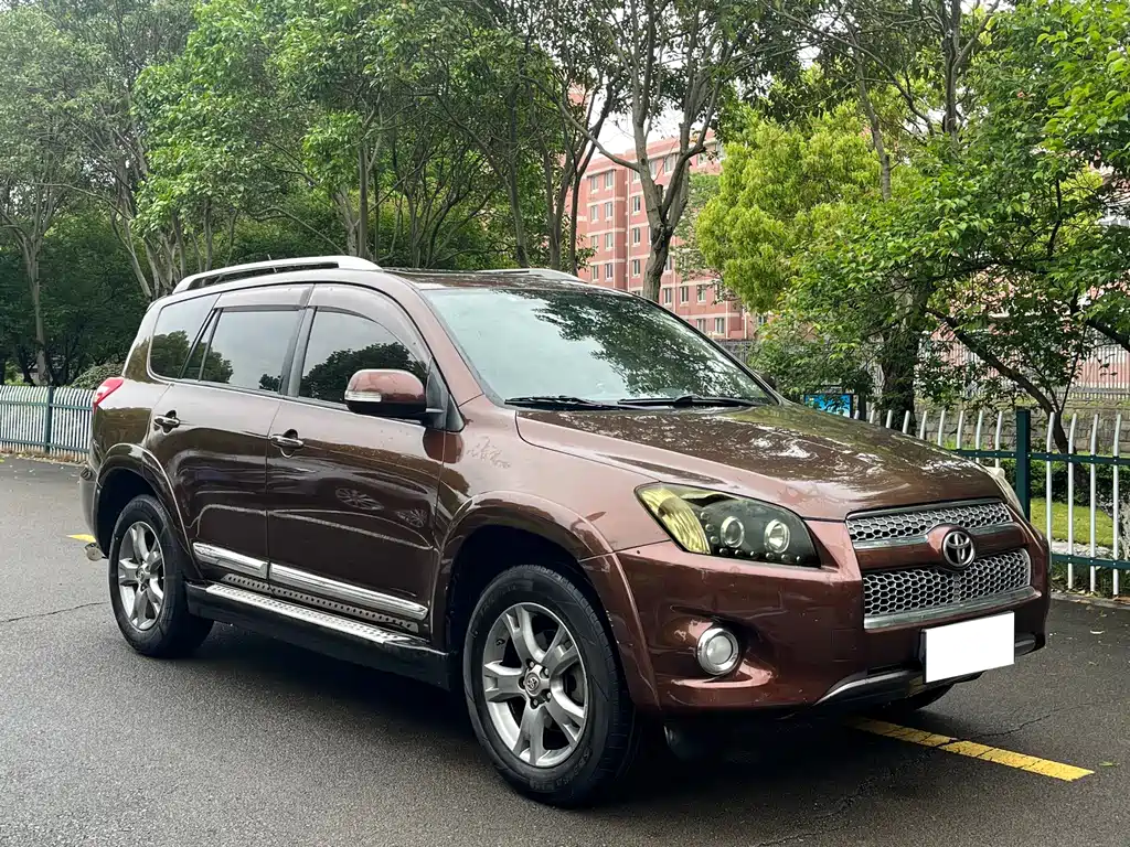 Toyota RAV4 2012