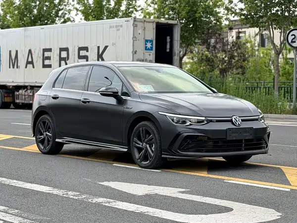Volkswagen Golf 2022