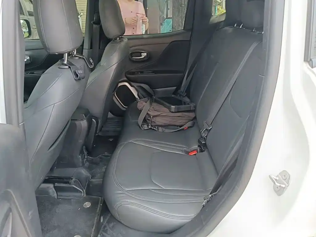 Jeep Freeman 2018 — фото 17
