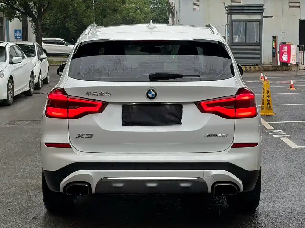 BMW X3 2019 — фото 8