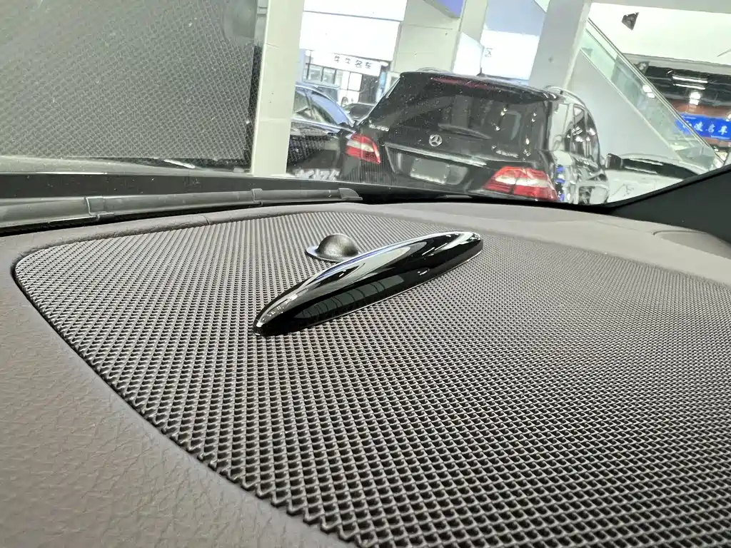 Mercedes-Benz GLE 2018 — фото 33
