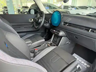 MINI MINI 2026