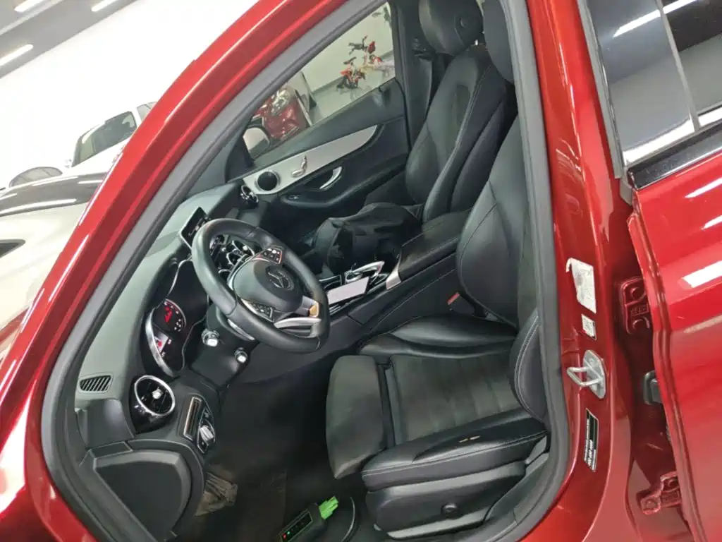 Mercedes-Benz C-Class 2018 — фото 15