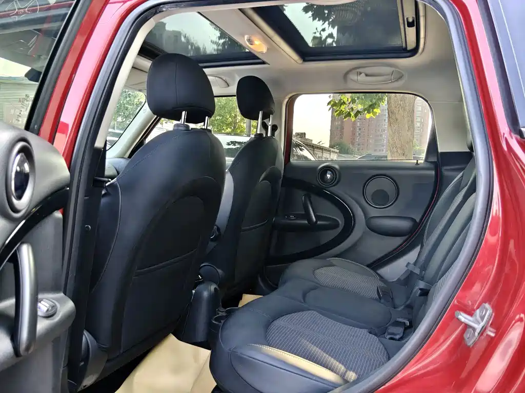 MINI Countryman 2015