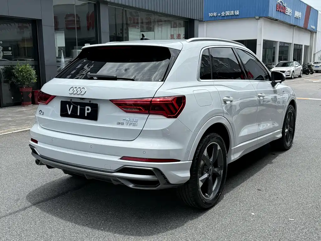 Audi Q3 2022