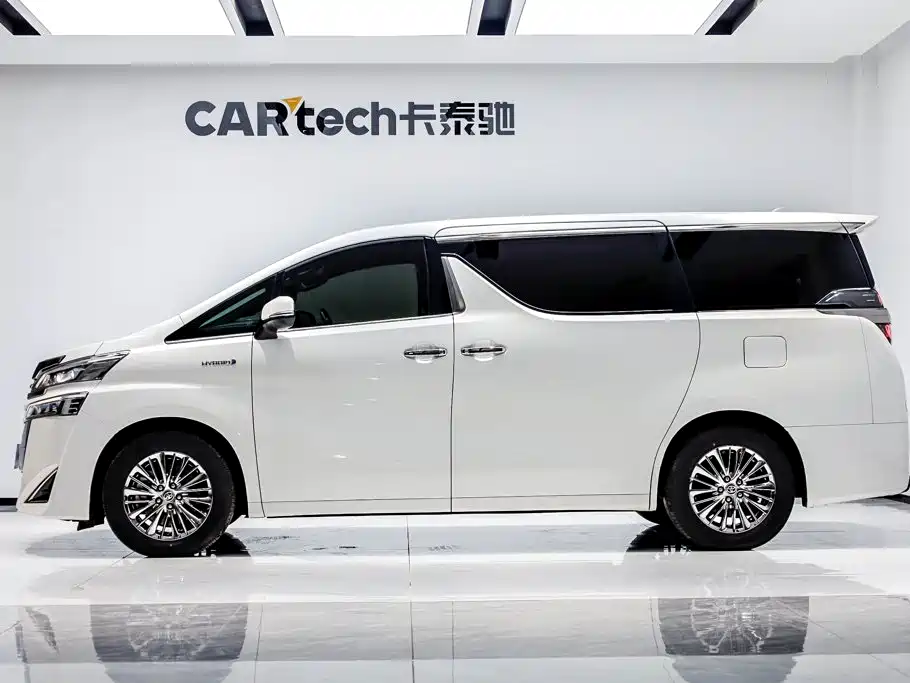 Toyota Vellfire 2021 — фото 3