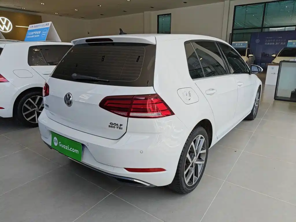 Volkswagen Golf 2020
