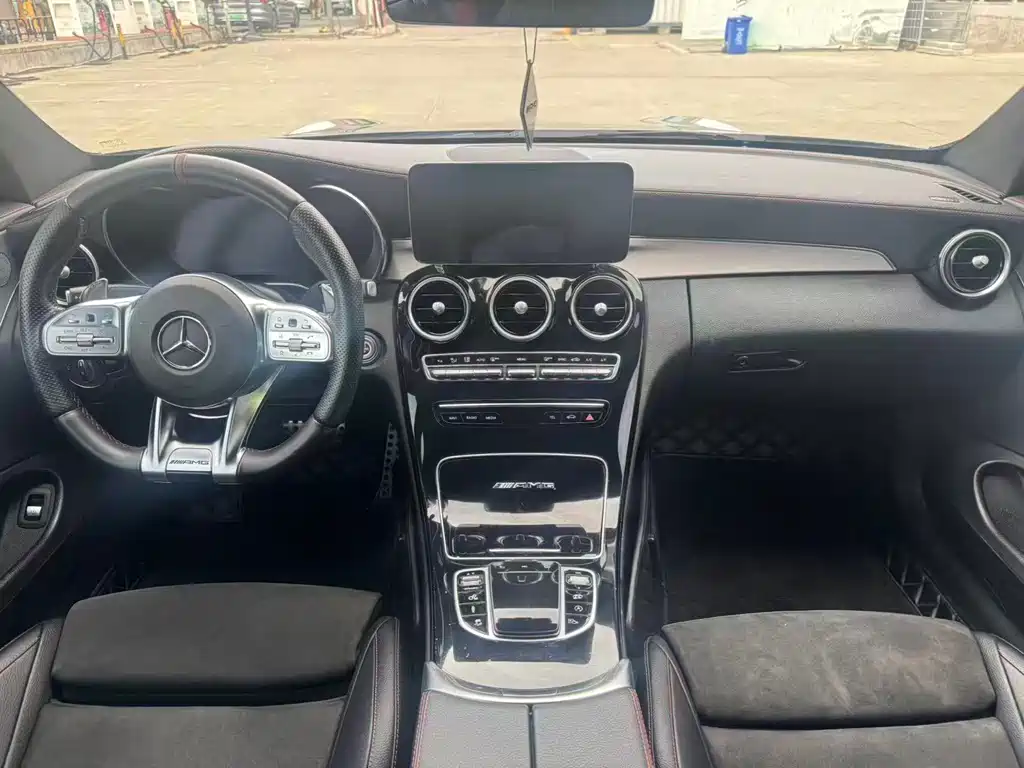 Mercedes-Benz C-Class AMG 2022 — фото 5