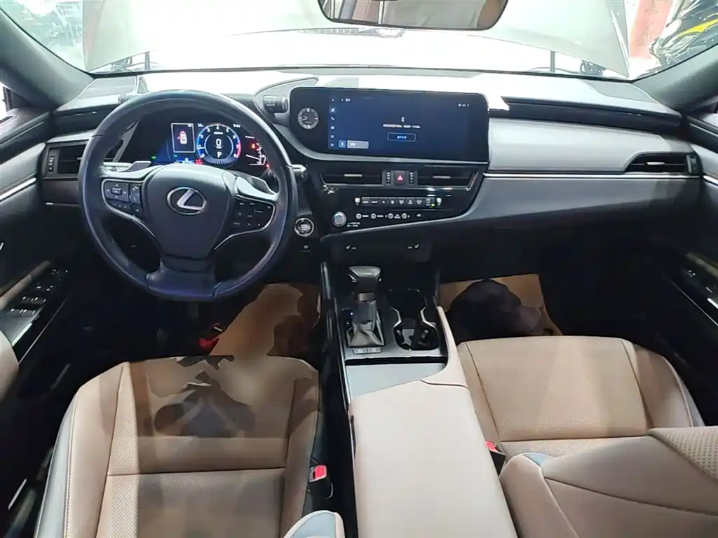 Lexus ES 2023 — фото 10