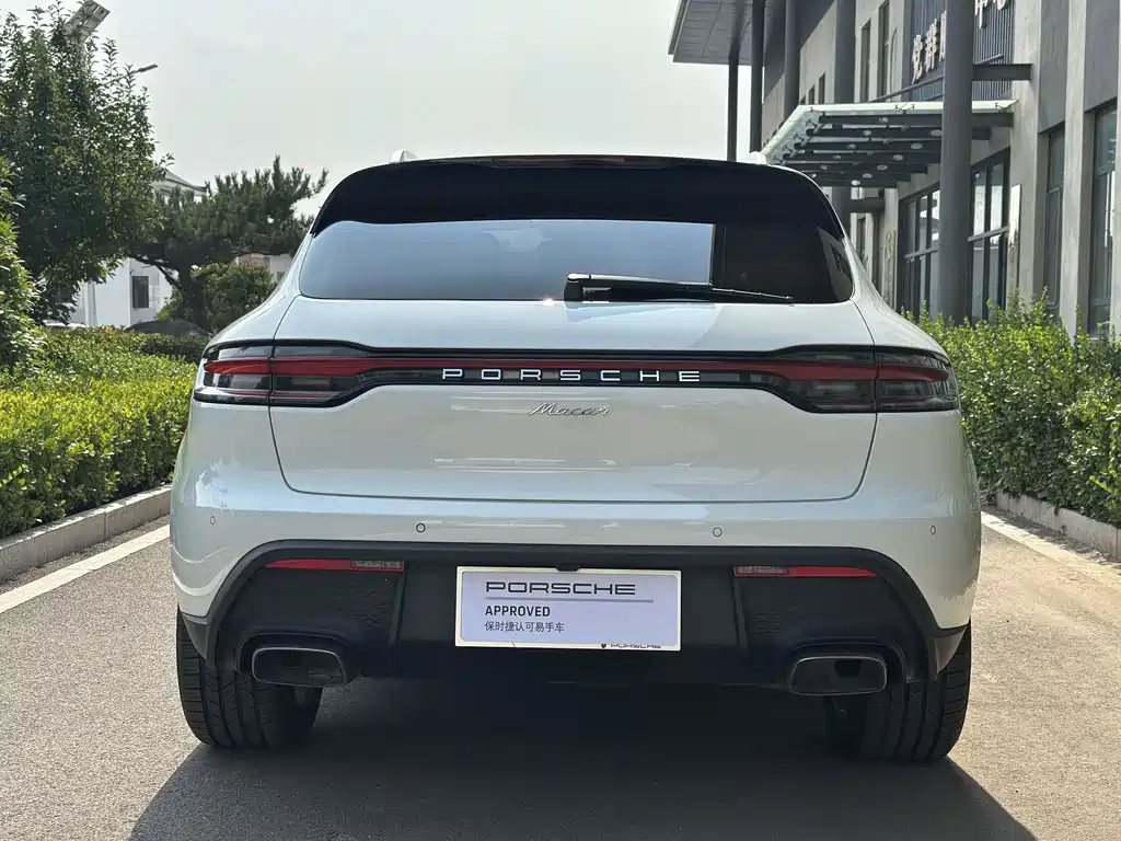 Porsche Macan 2023 — фото 13