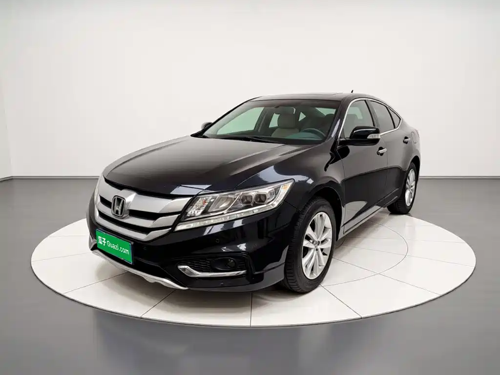 Honda Crosstour 2018 — фото 1