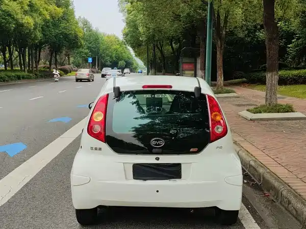 BYD F0 2018