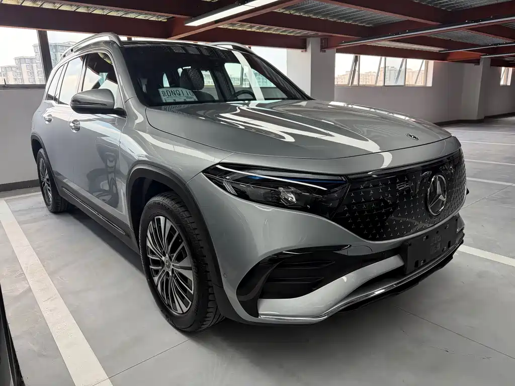 Mercedes-Benz EQB 2025
