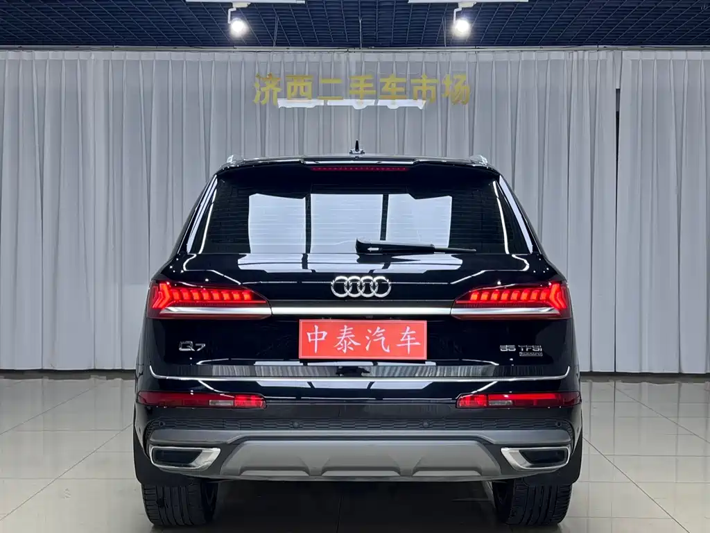 Audi Q7 2020 — фото 5