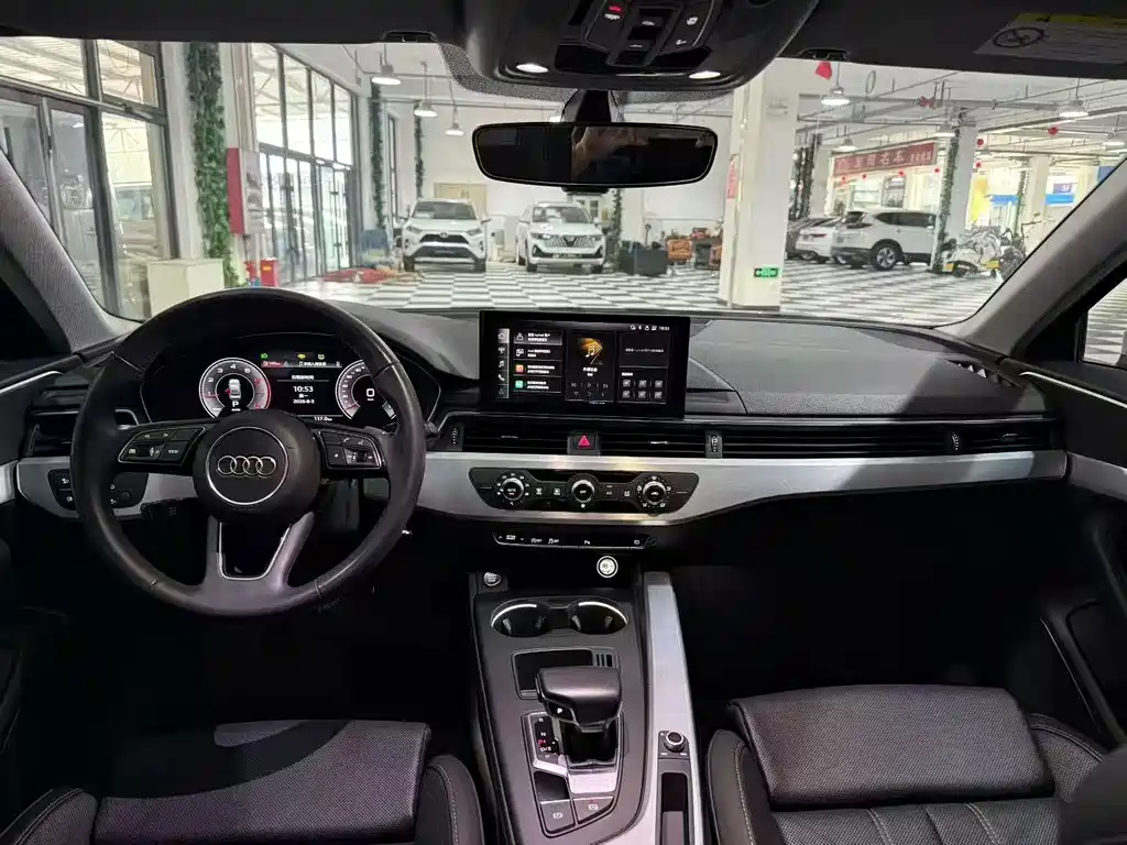 Audi A4L 2021