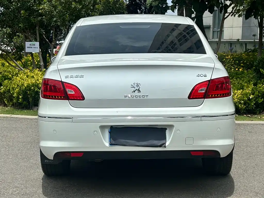 Peugeot 408 2014 — фото 10