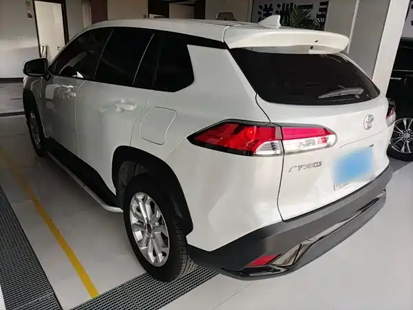 Toyota Frontlander 2023