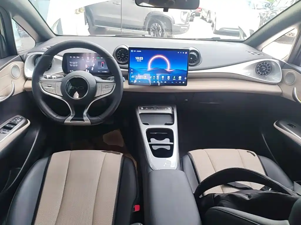 BYD Dolphin 2025 — фото 10