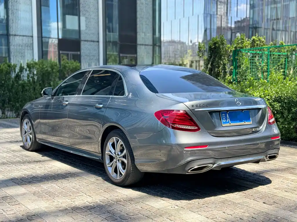 Mercedes-Benz E-Class 2020 — фото 3
