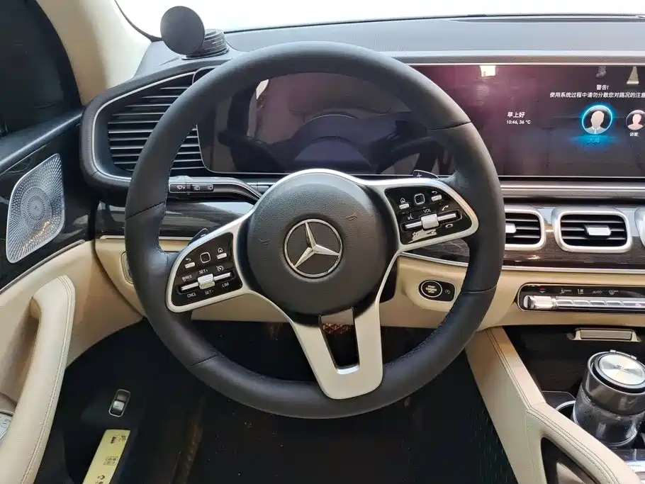 Mercedes-Benz GLE 2020 — фото 15
