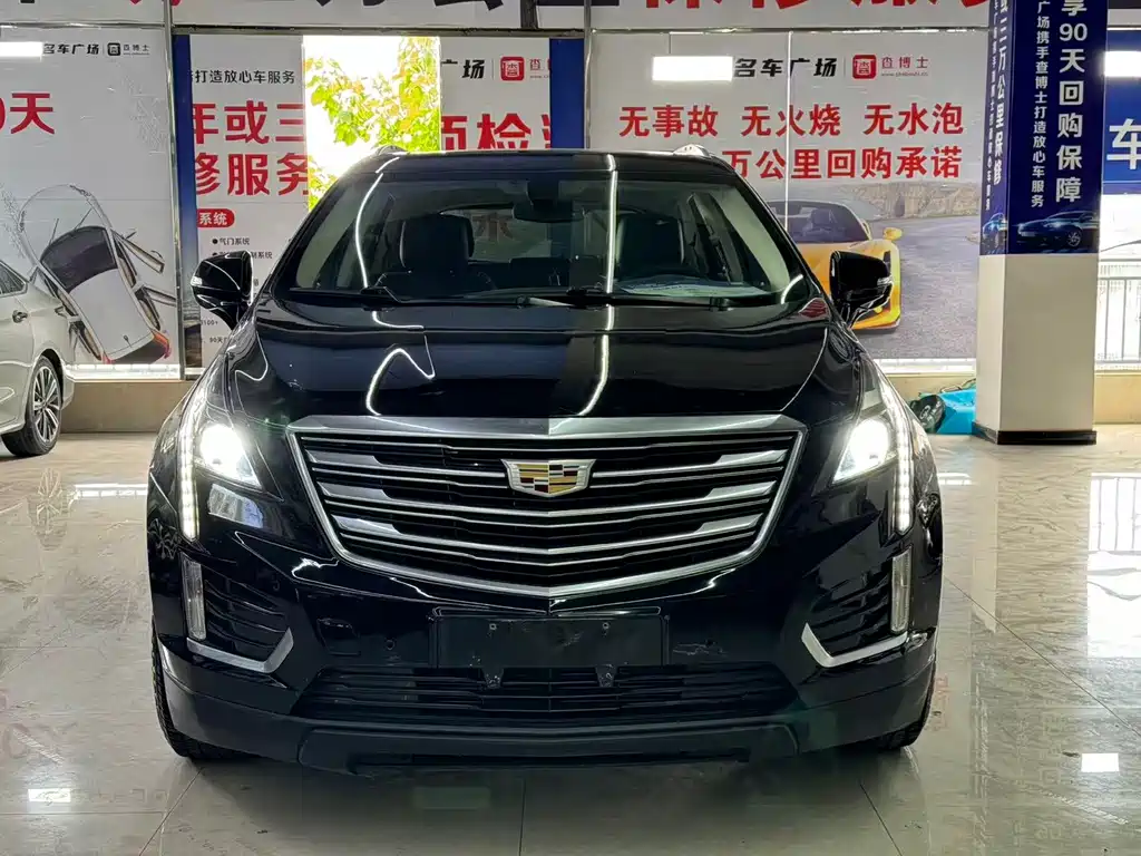 Cadillac XT5 2016 — фото 1