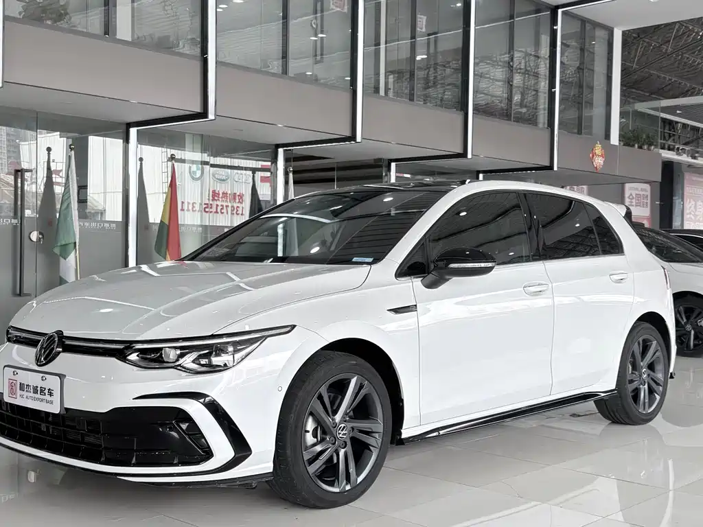 Volkswagen Golf 2022